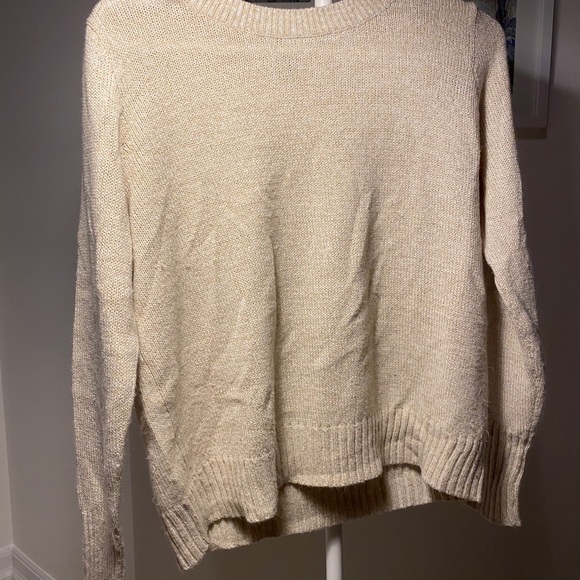 H&M knit top - Picture 3 of 3